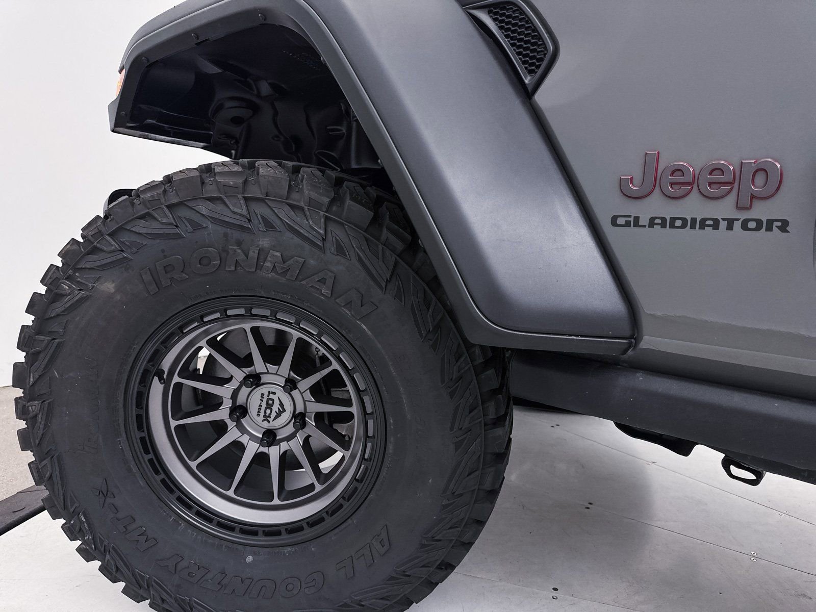 Used 2022 Jeep Gladiator Rubicon w/ Cold Weather Group image 3