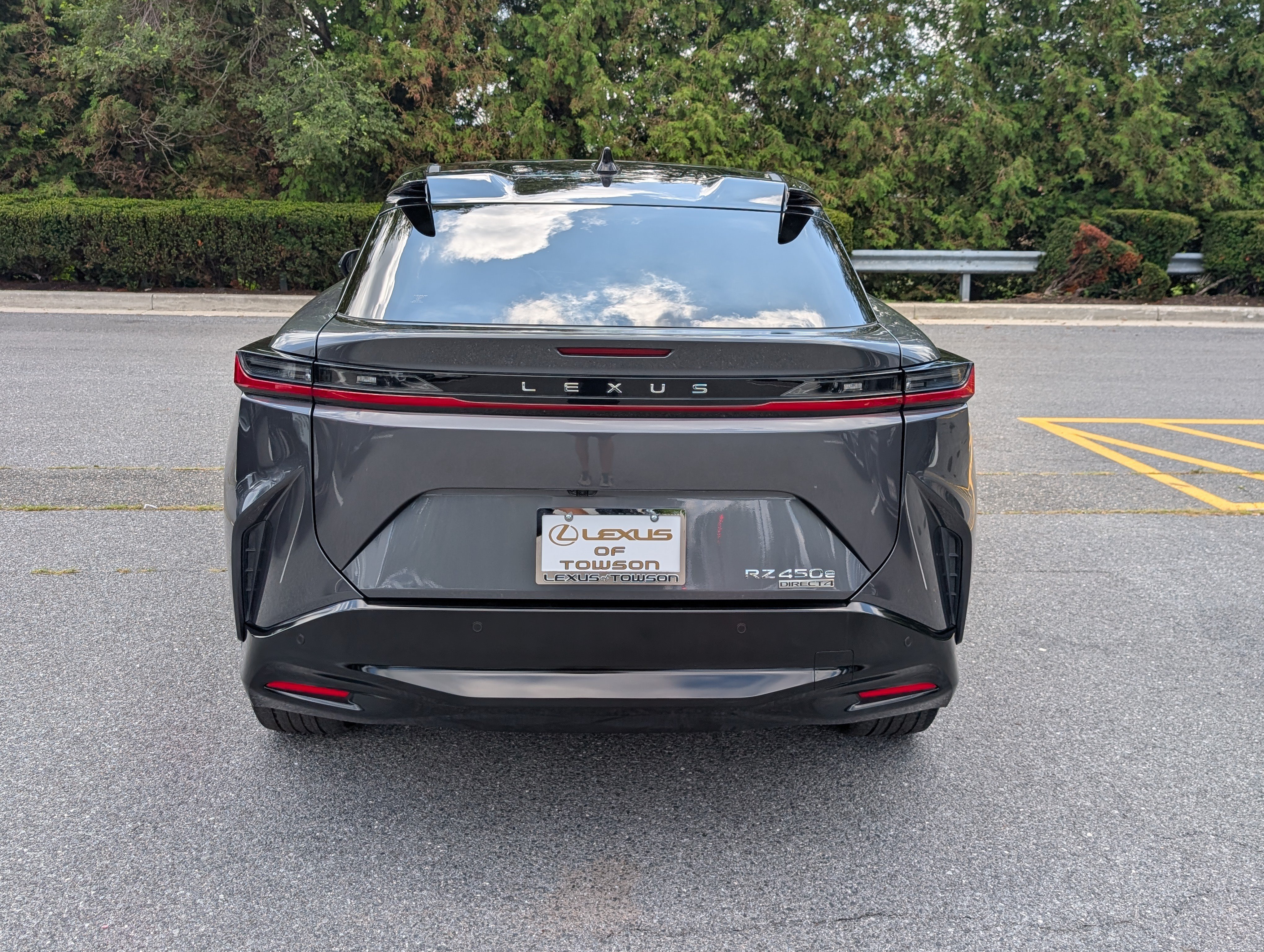 Certified 2023 Lexus RZ 450e Premium w/ Accessory Package (Z1) AWD/4WD image 4