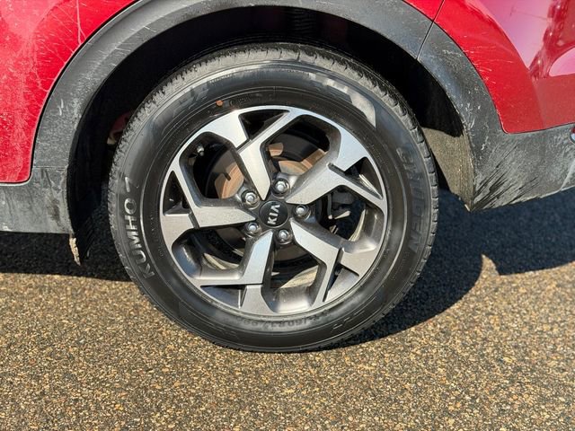 Used 2022 Kia Sportage LX image 11