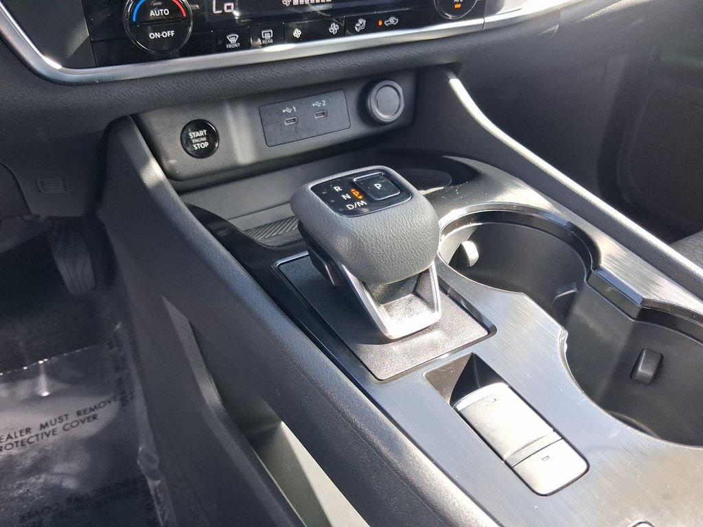 Used 2026 Nissan Rogue SV FWD image 28