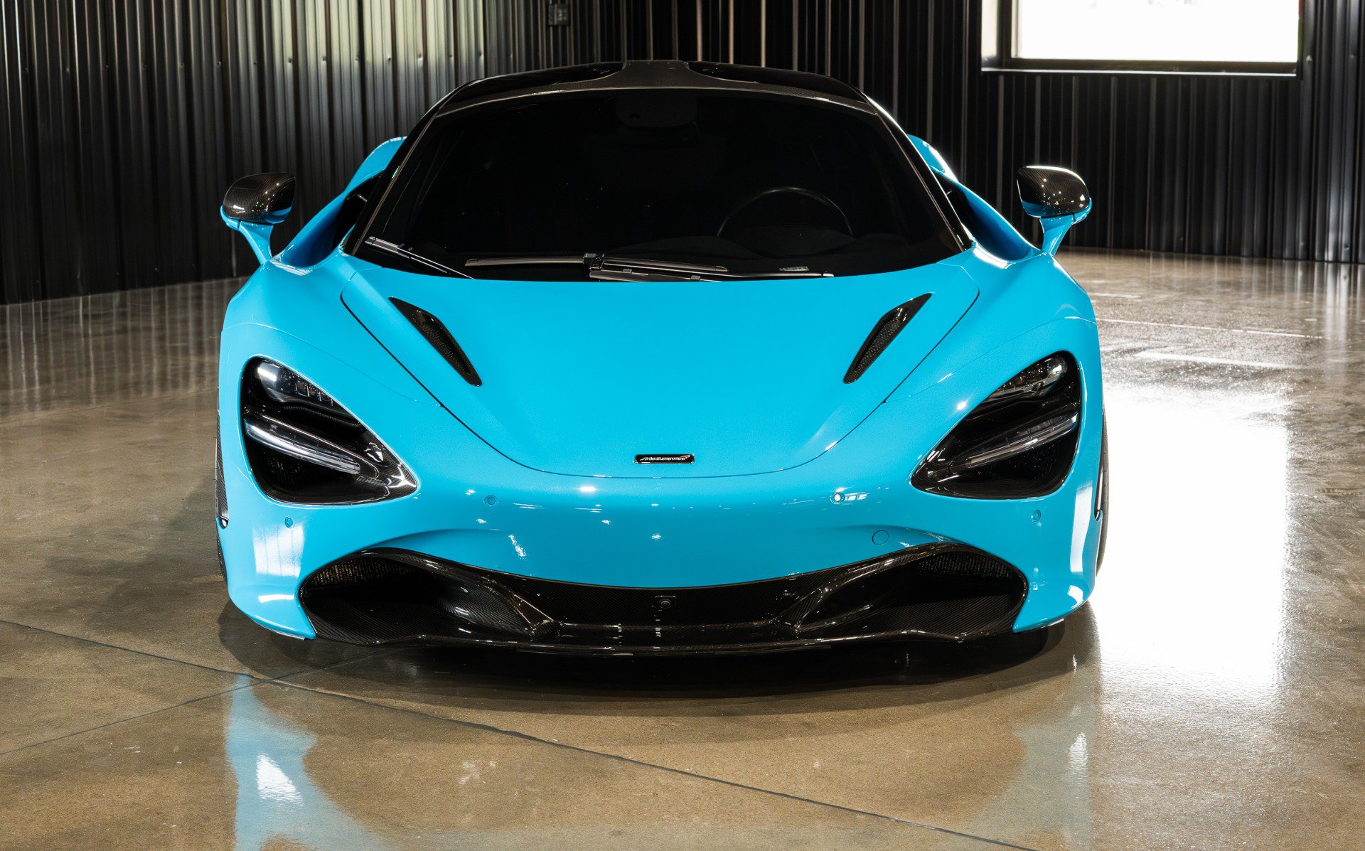 Used 2018 McLaren 720S RWD image 5