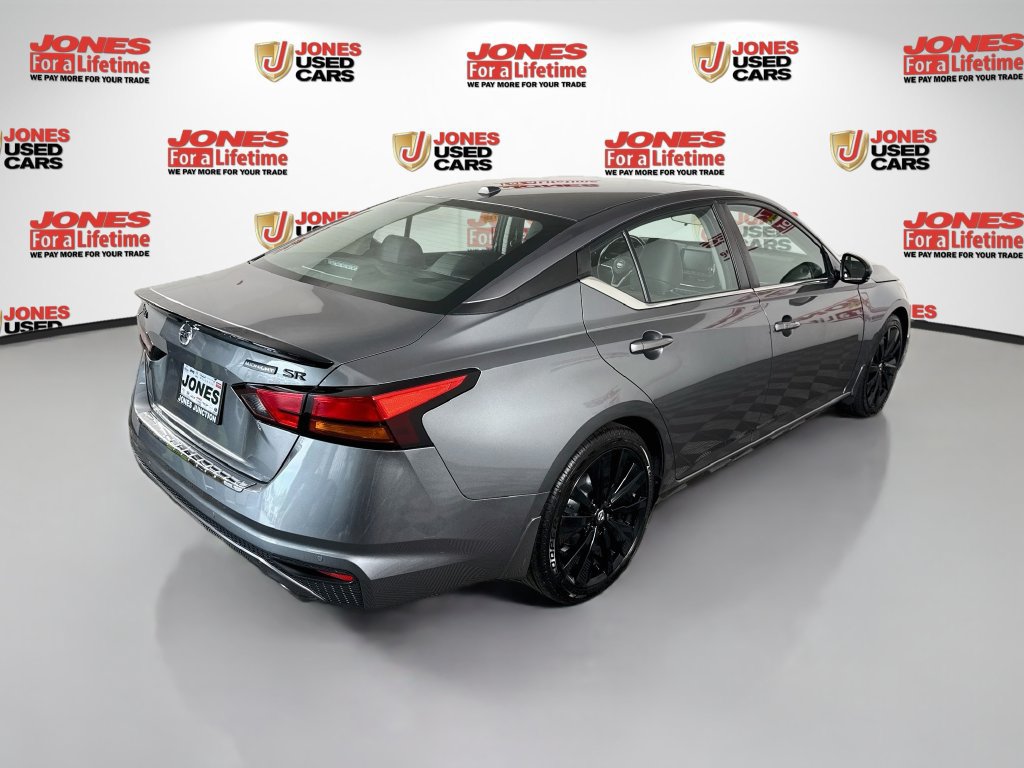 Used 2022 Nissan Altima 2.5 SR w/ Midnight Edition Package FWD image 16