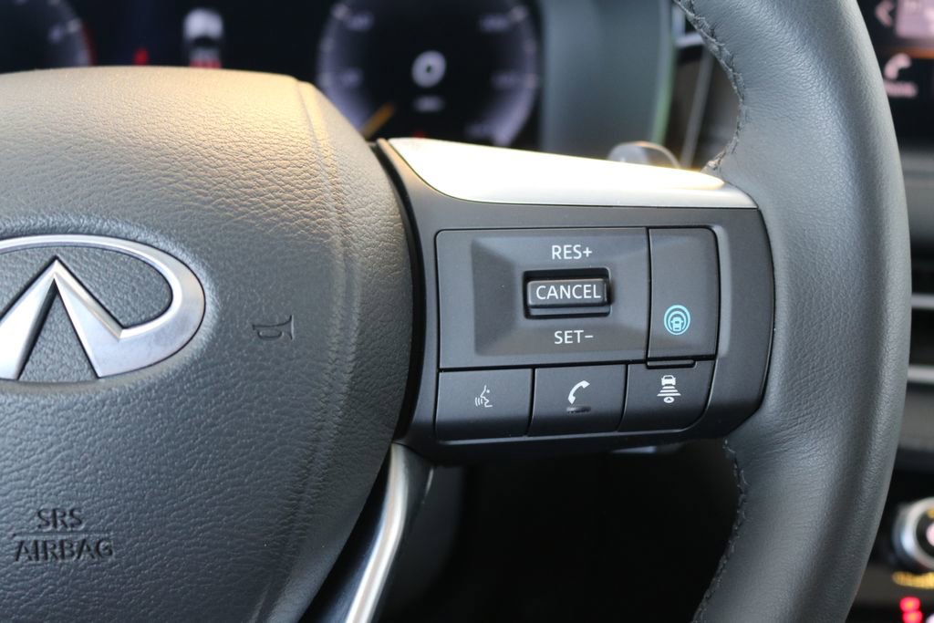 Certified 2025 INFINITI QX60 Luxe image 50