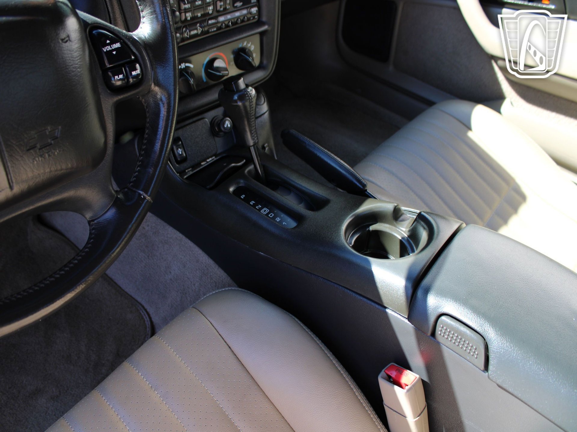 Used 2002 Chevrolet Camaro LT image 33