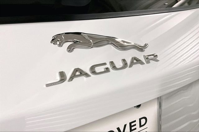 Certified 2025 Jaguar F-PACE R-Dynamic S image 32