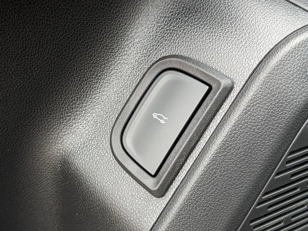 New 2026 GMC Terrain Elevation w/ Elevation Premium Package AWD/4WD image 38
