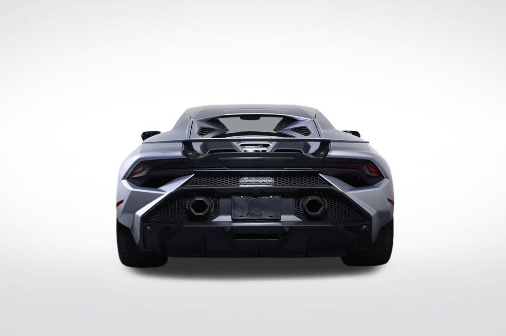 Used 2023 Lamborghini Huracan Tecnica RWD image 2