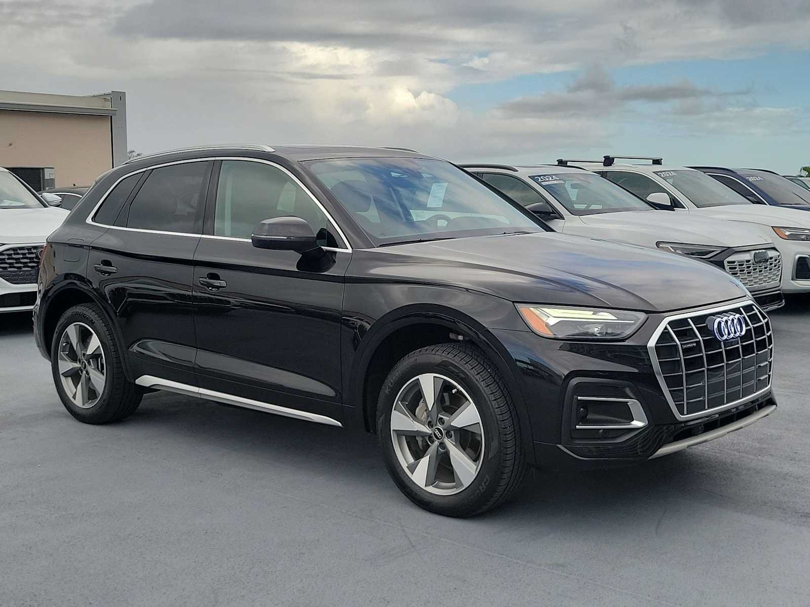 Certified 2024 Audi Q5 2.0T Premium Plus AWD/4WD image 8