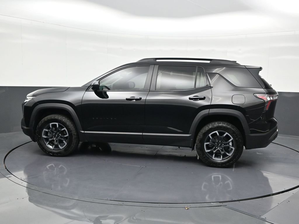 Used 2025 Chevrolet Equinox ACTIV w/ Safety and Technology Package image 2