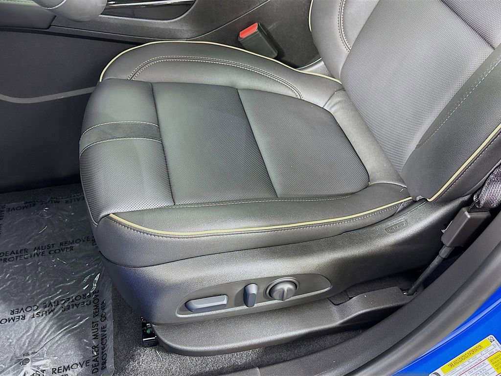 Certified 2025 Chevrolet Blazer Premier w/ Driver Confidence II Package AWD/4WD image 24