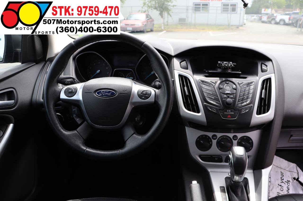 Used 2014 Ford Focus SE w/ Equipment Group 201A FWD image 13