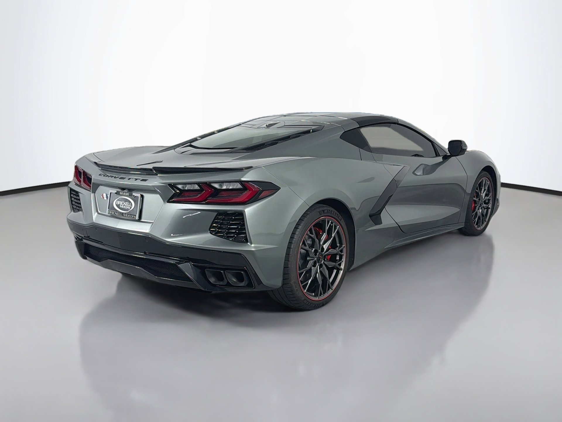 Used 2024 Chevrolet Corvette Stingray Premium Cpe w/ Body-Color Dual Roof Package RWD image 4