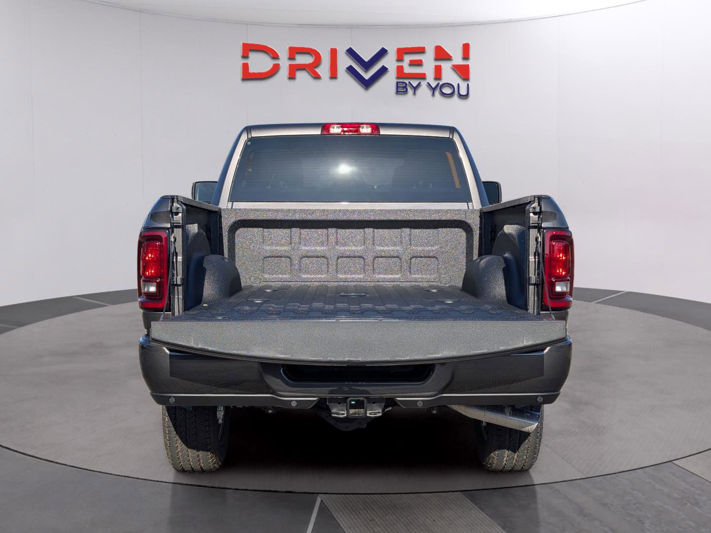 New 2025 RAM 2500 Big Horn AWD/4WD image 5