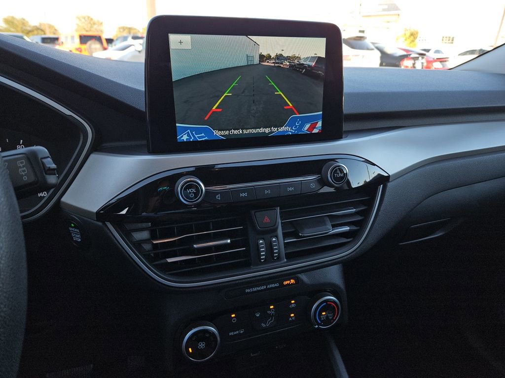 Used 2022 Ford Escape SE image 21