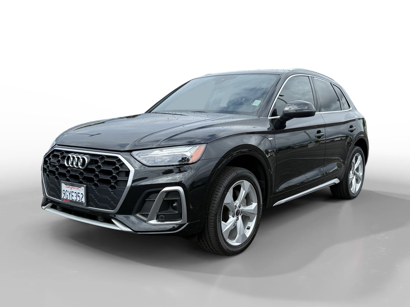 Used 2023 Audi Q5 2.0T Premium Plus w/ Premium Plus Package AWD/4WD image 1