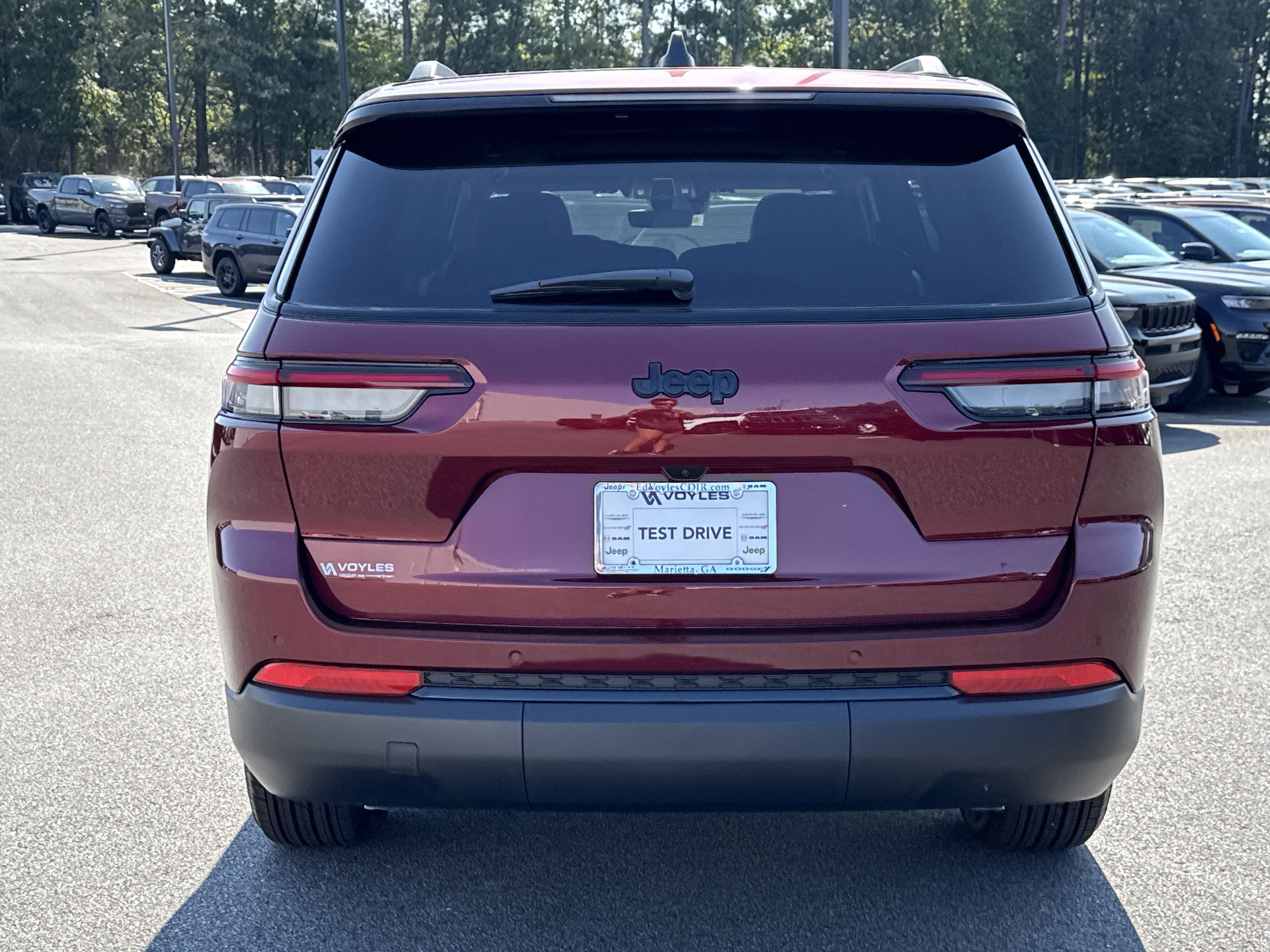 New 2025 Jeep Grand Cherokee L Altitude image 7