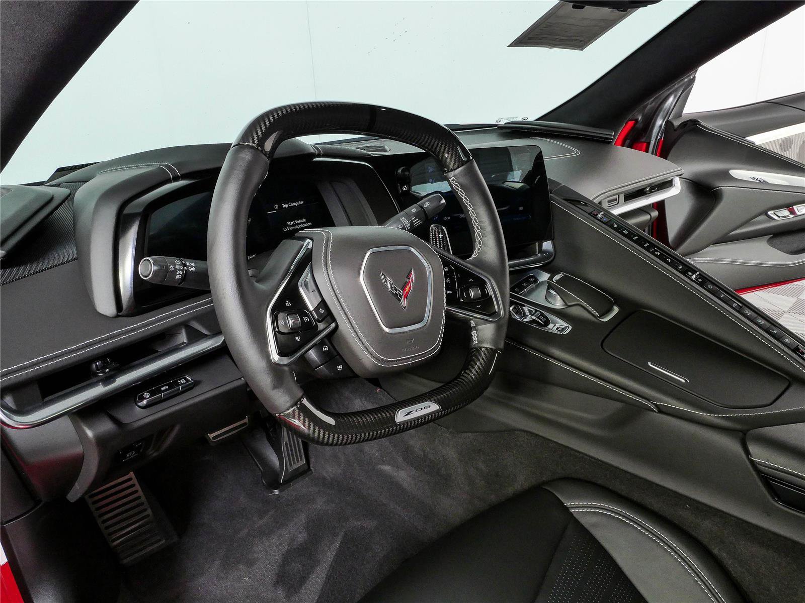 Used 2024 Chevrolet Corvette Z06 RWD image 4