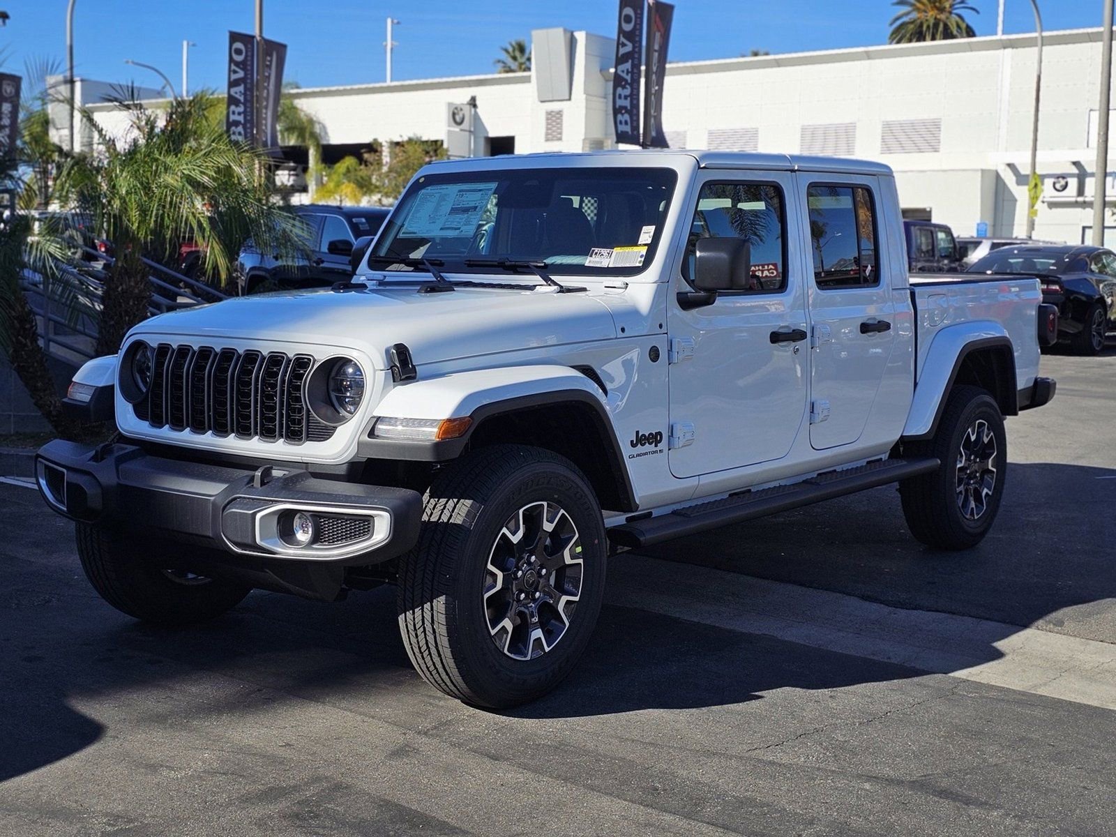 New 2026 Jeep Gladiator Sahara AWD/4WD image 3