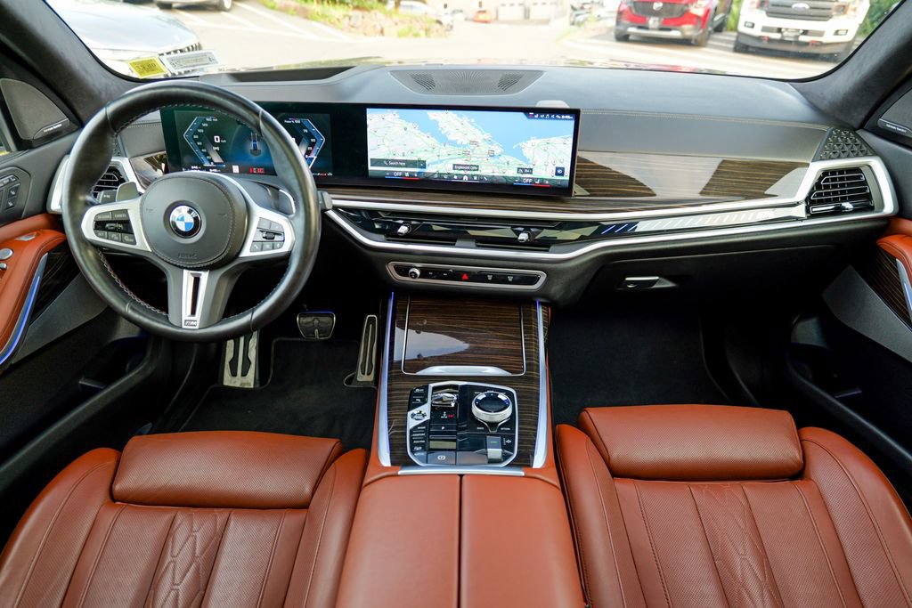 Used 2024 BMW X7 M60i w/ Executive Package AWD/4WD image 43