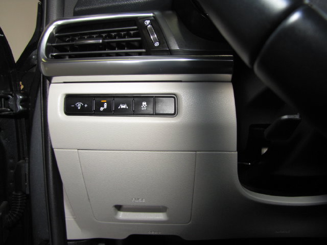 Used 2022 Kia Telluride S AWD/4WD image 32
