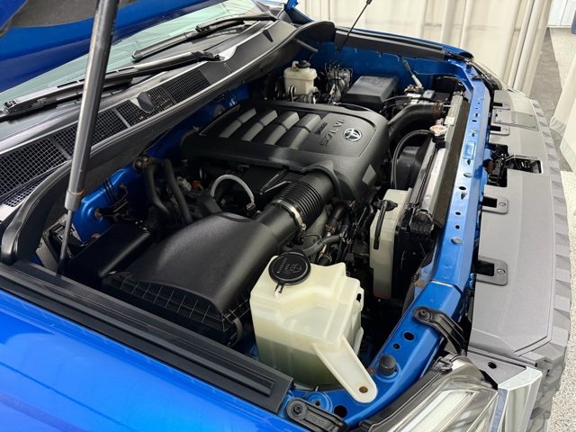 Used 2018 Toyota Tundra SR5 w/ TRD Off Road Package image 23