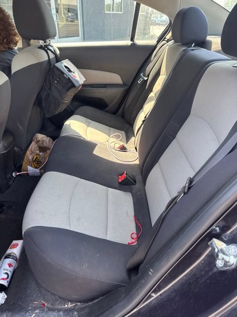 Used 2016 Chevrolet Cruze LS FWD image 15