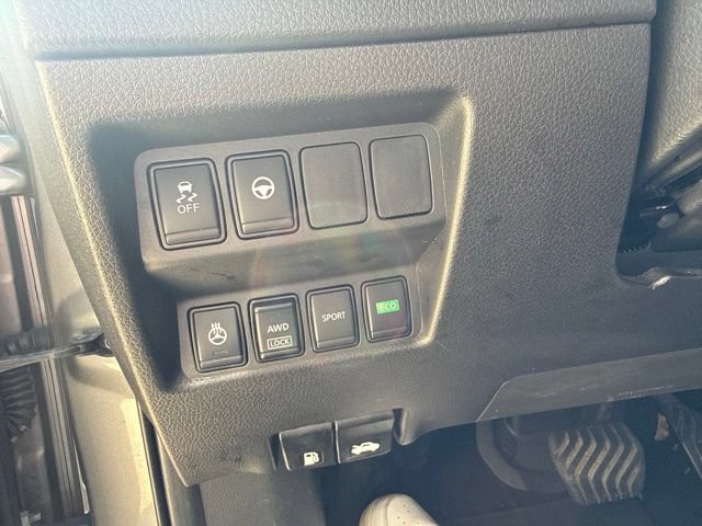 Used 2022 Nissan Rogue Sport SV w/ Technology Package AWD/4WD image 24