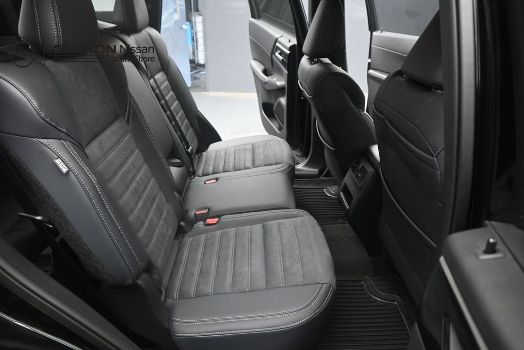 New 2026 Nissan Rogue SL AWD/4WD image 22