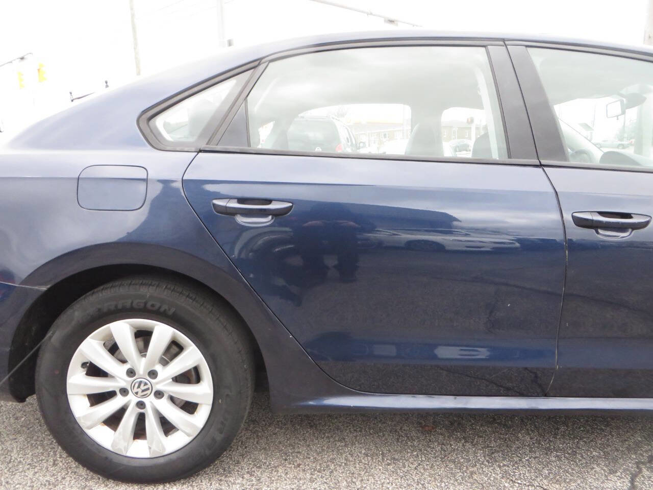 Used 2015 Volkswagen Passat 1.8T Wolfsburg Edition image 21