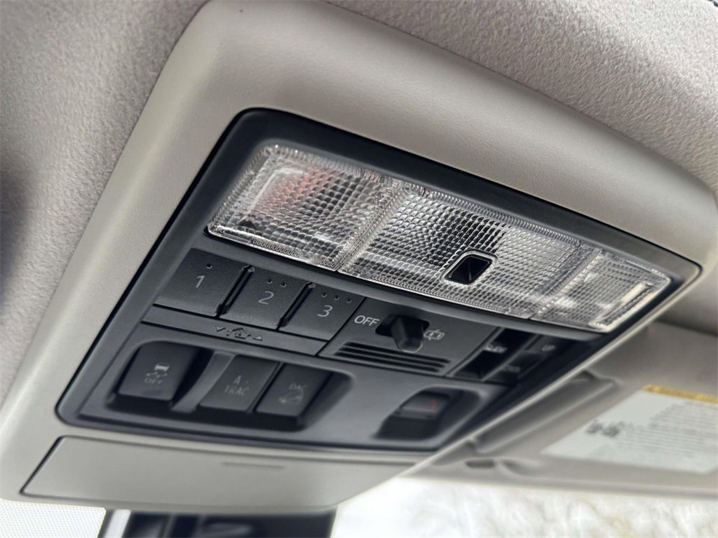 Used 2023 Toyota 4Runner SR5 Premium w/ Moonroof Package image 30