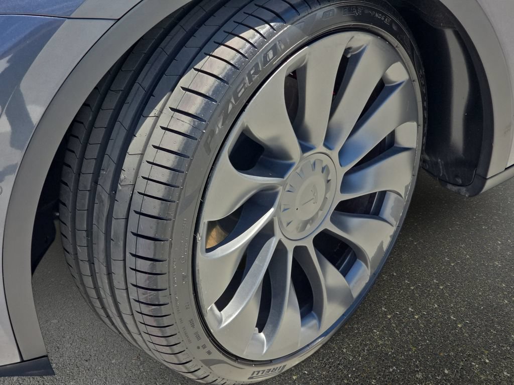 Used 2020 Tesla Model Y Performance AWD/4WD image 36