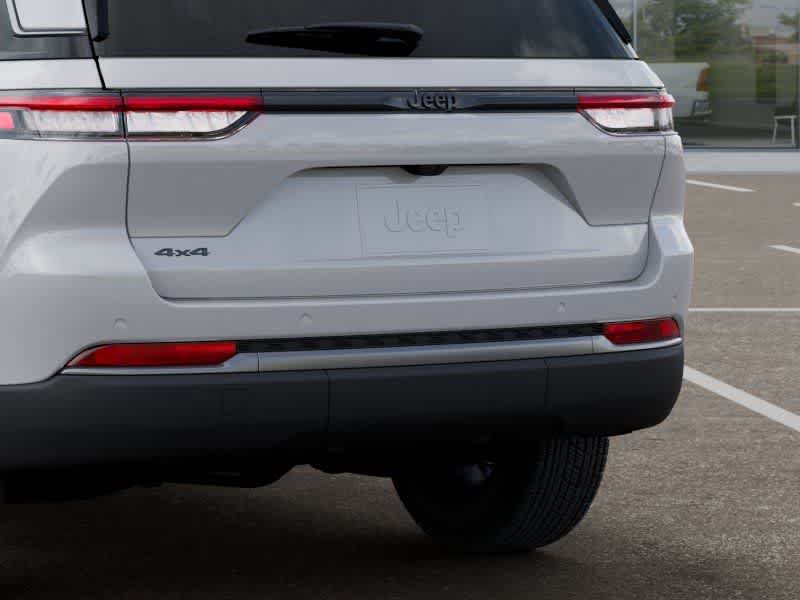 New 2026 Jeep Grand Cherokee Altitude AWD/4WD image 13