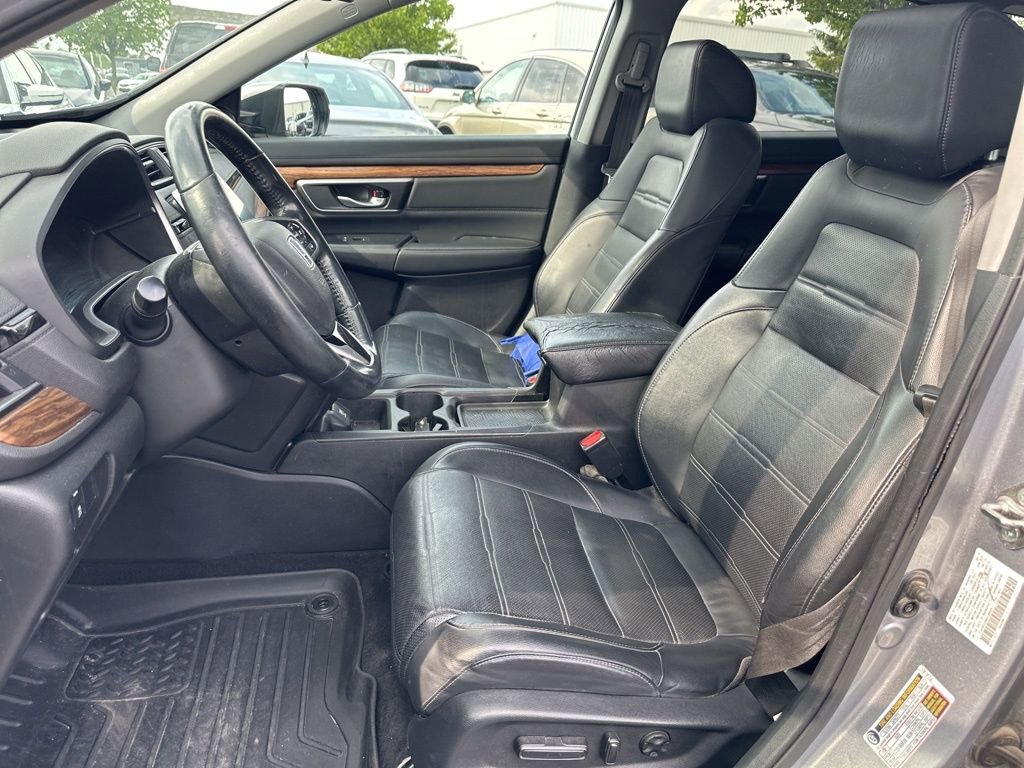 Used 2019 Honda CR-V Touring image 17