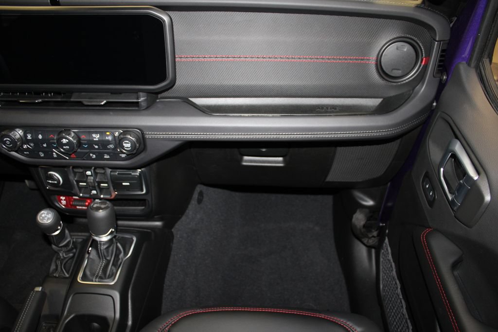 New 2026 Jeep Wrangler Unlimited Rubicon AWD/4WD image 28