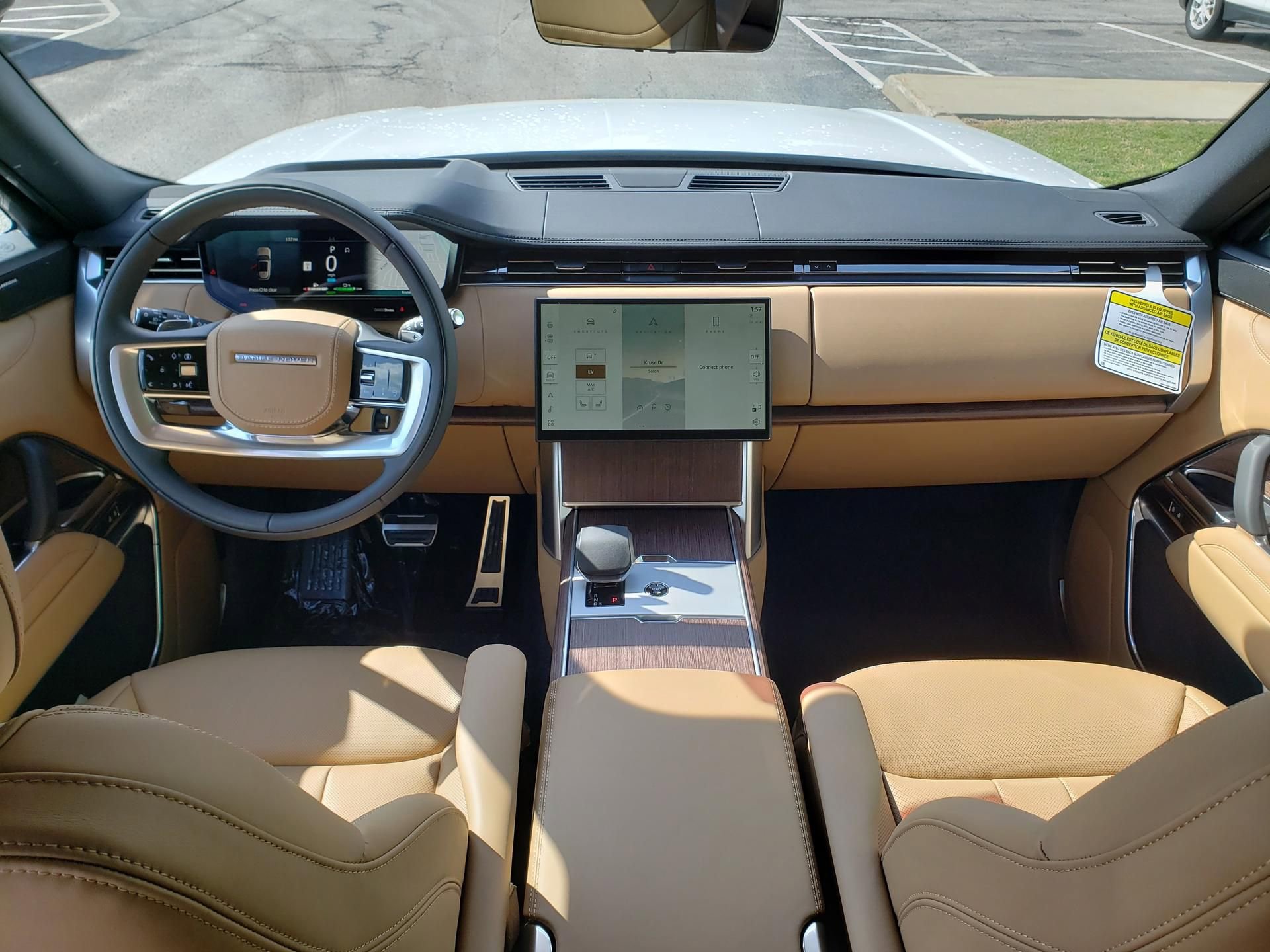 New 2026 Land Rover Range Rover SE image 13