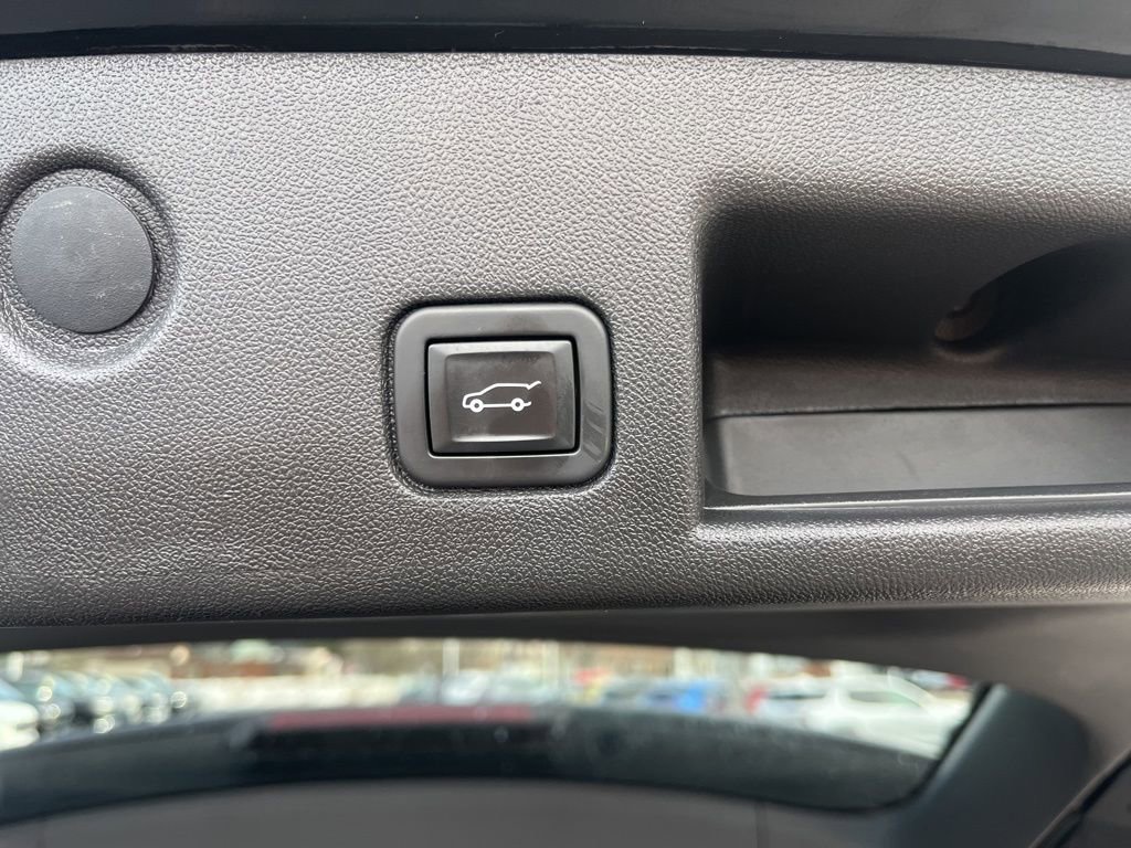 Certified 2020 Chevrolet Equinox LT image 9