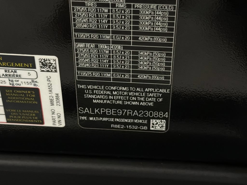 Used 2024 Land Rover Range Rover Long Wheelbase SE AWD/4WD image 36