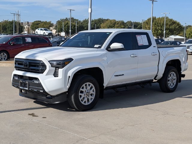 Certified 2026 Toyota Tacoma SR5 AWD/4WD image 10