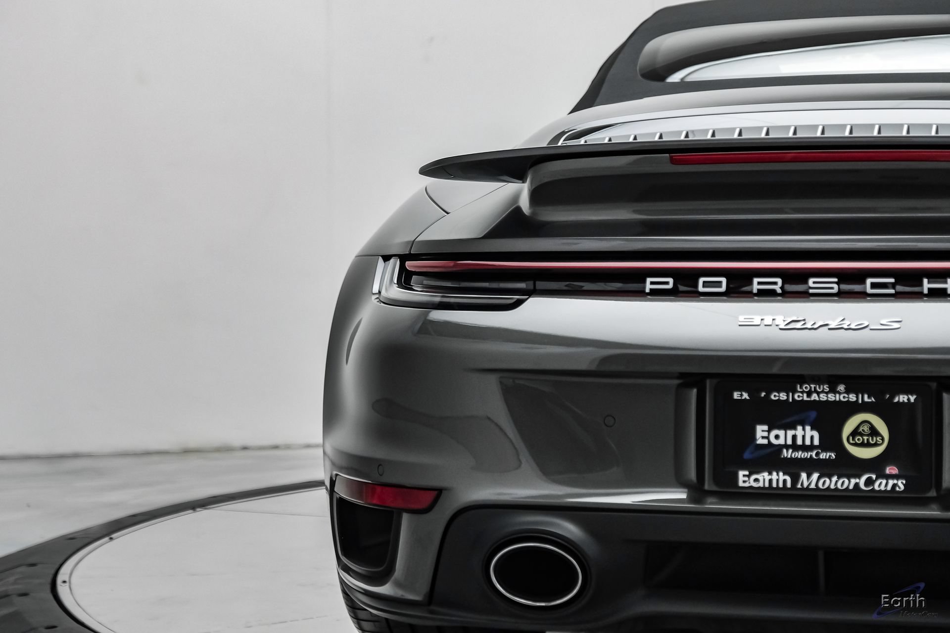 Used 2024 Porsche 911 Turbo S AWD/4WD image 17