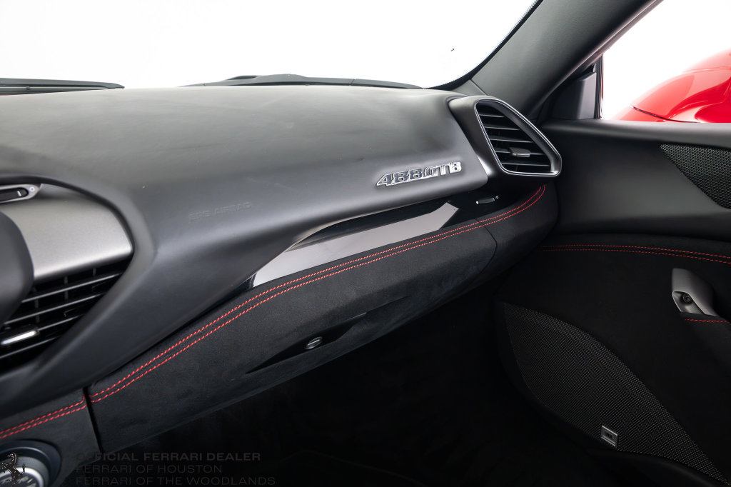 Certified 2017 Ferrari 488 GTB RWD image 16