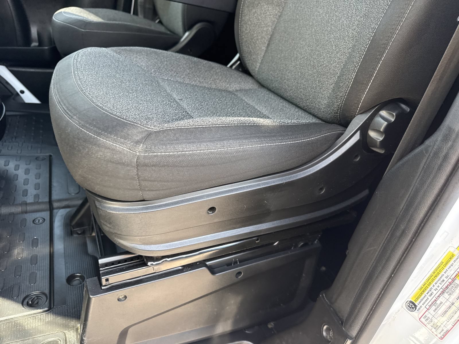 Used 2025 RAM ProMaster 2500 w/ U-Haul Equipment Group FWD image 14