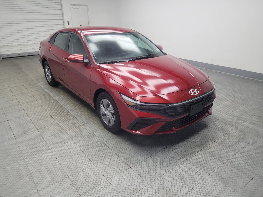 Used 2024 Hyundai Elantra SE FWD image 11