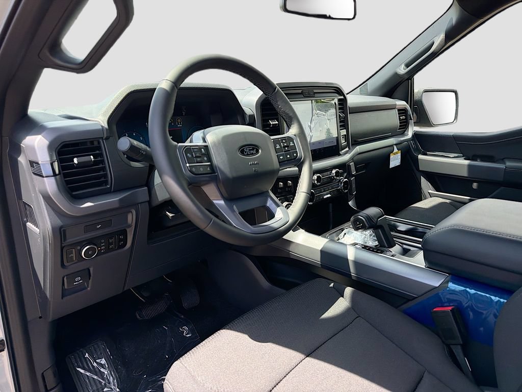 New 2026 Ford F150 XLT w/ Equipment Group 302A MID AWD/4WD image 9