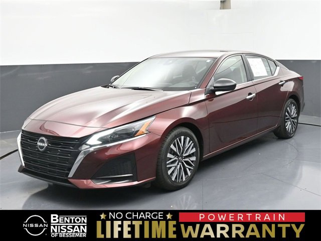 Used 2025 Nissan Altima 2.5 SV