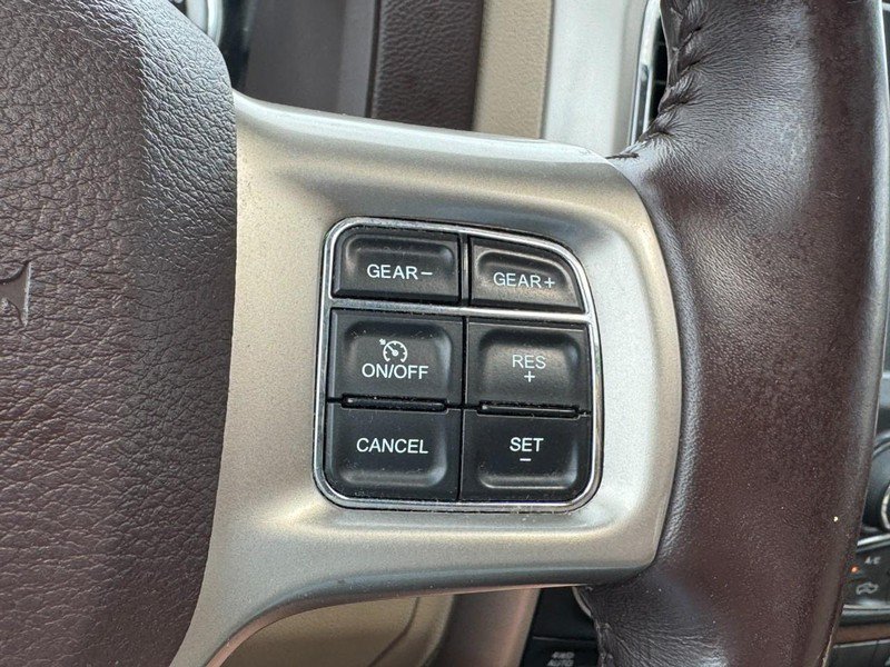 Used 2017 RAM 1500 Laramie w/ Convenience Group AWD/4WD image 18