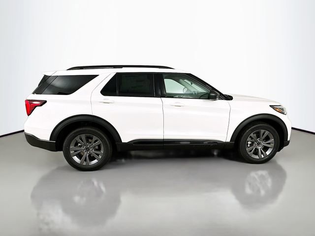 New 2026 Ford Explorer Active image 8