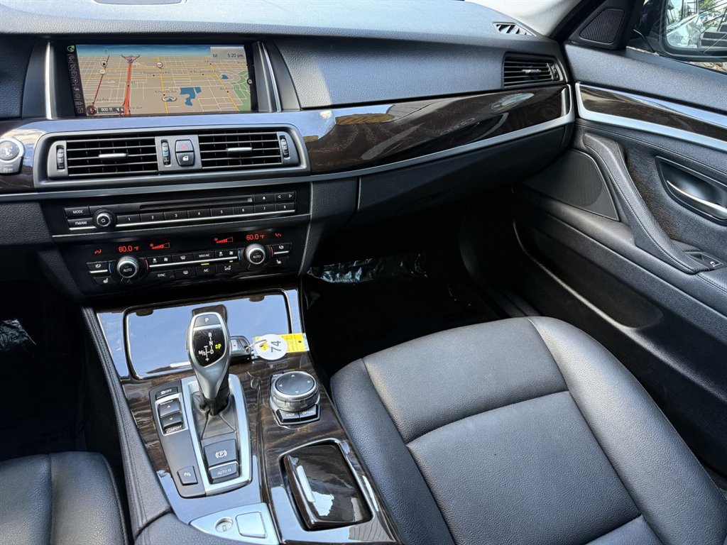 Used 2016 BMW 528i Sedan RWD image 18