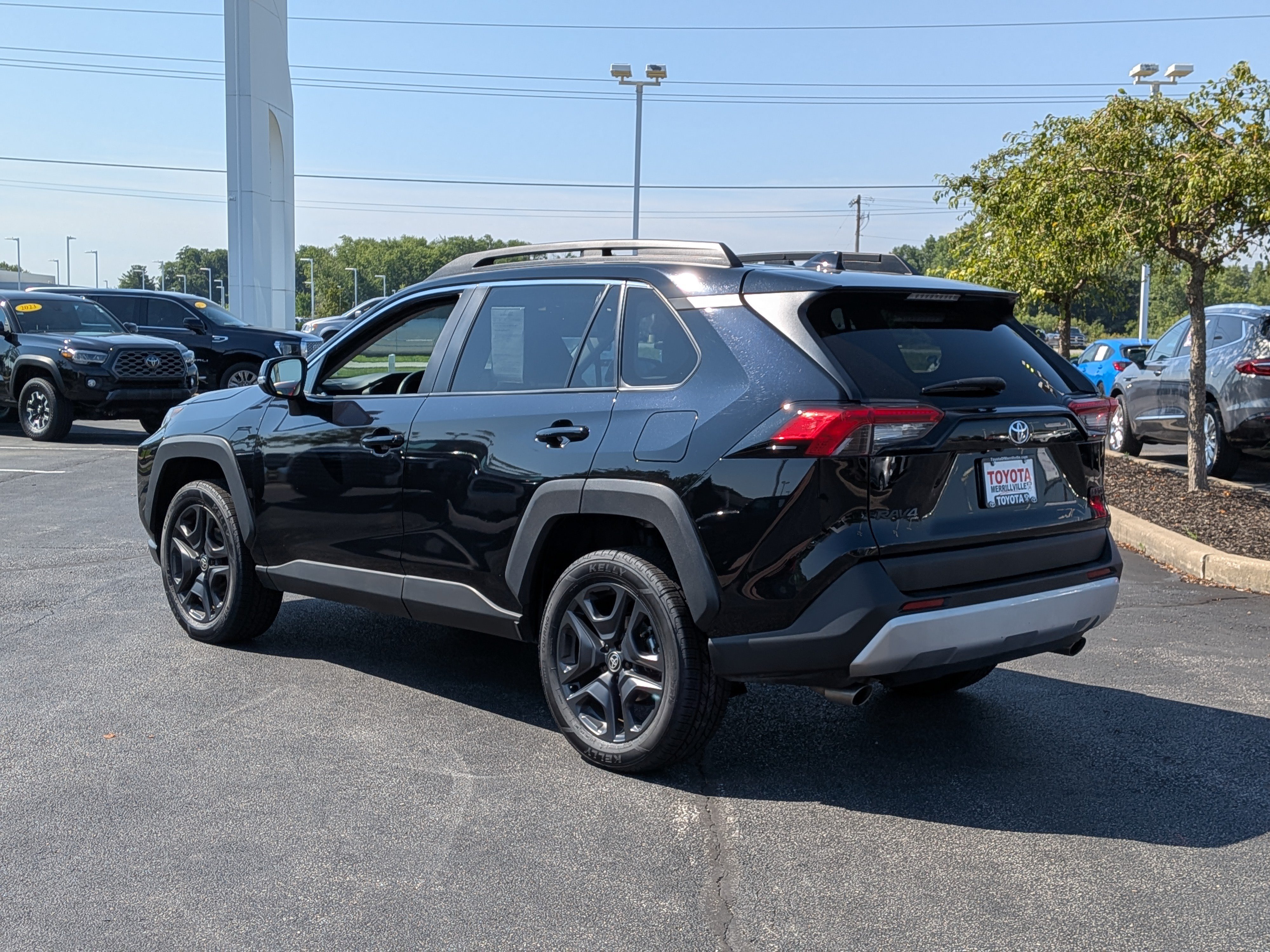 Used 2024 Toyota RAV4 Adventure AWD/4WD image 6