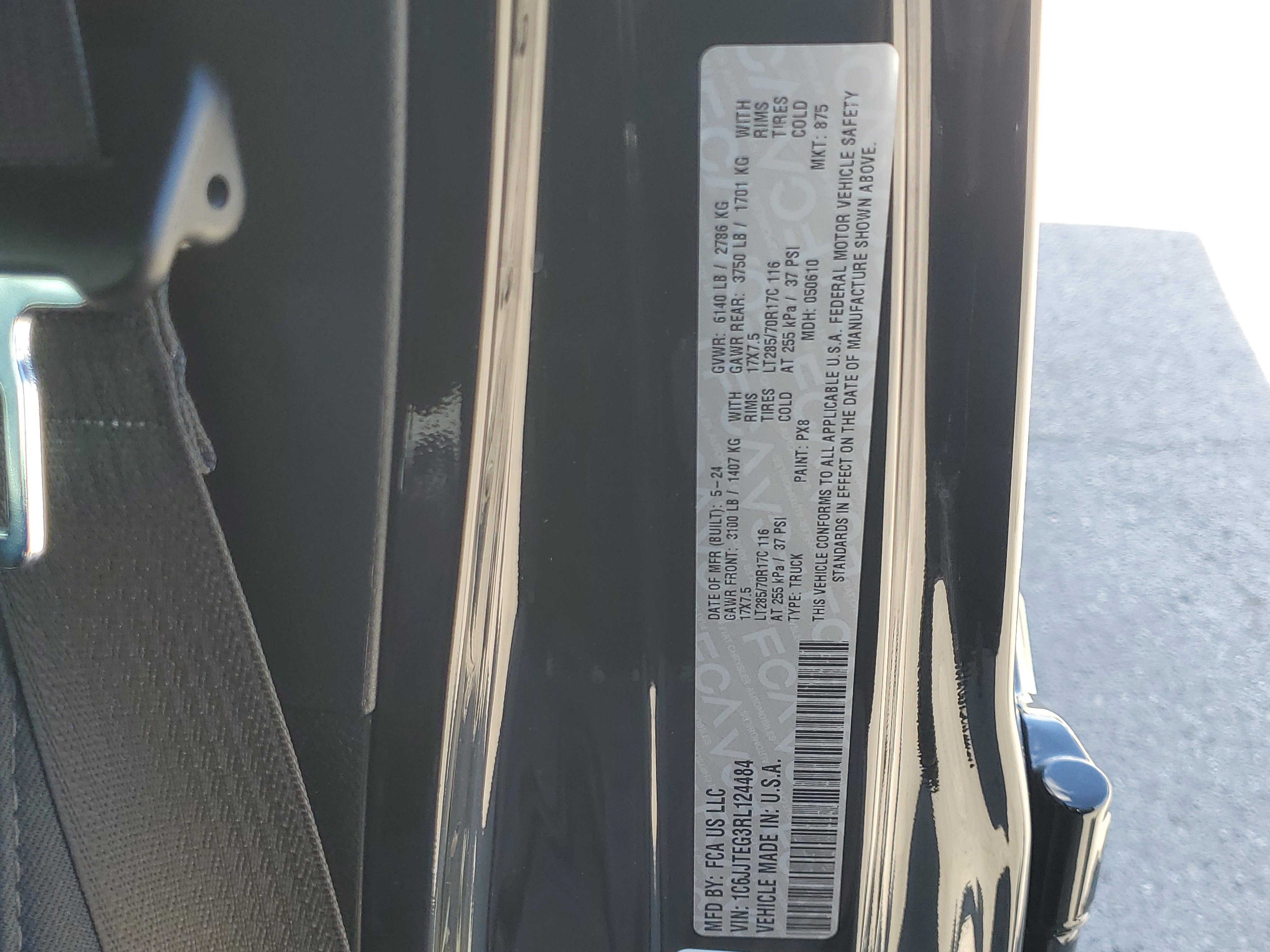 Used 2024 Jeep Gladiator Mojave image 30