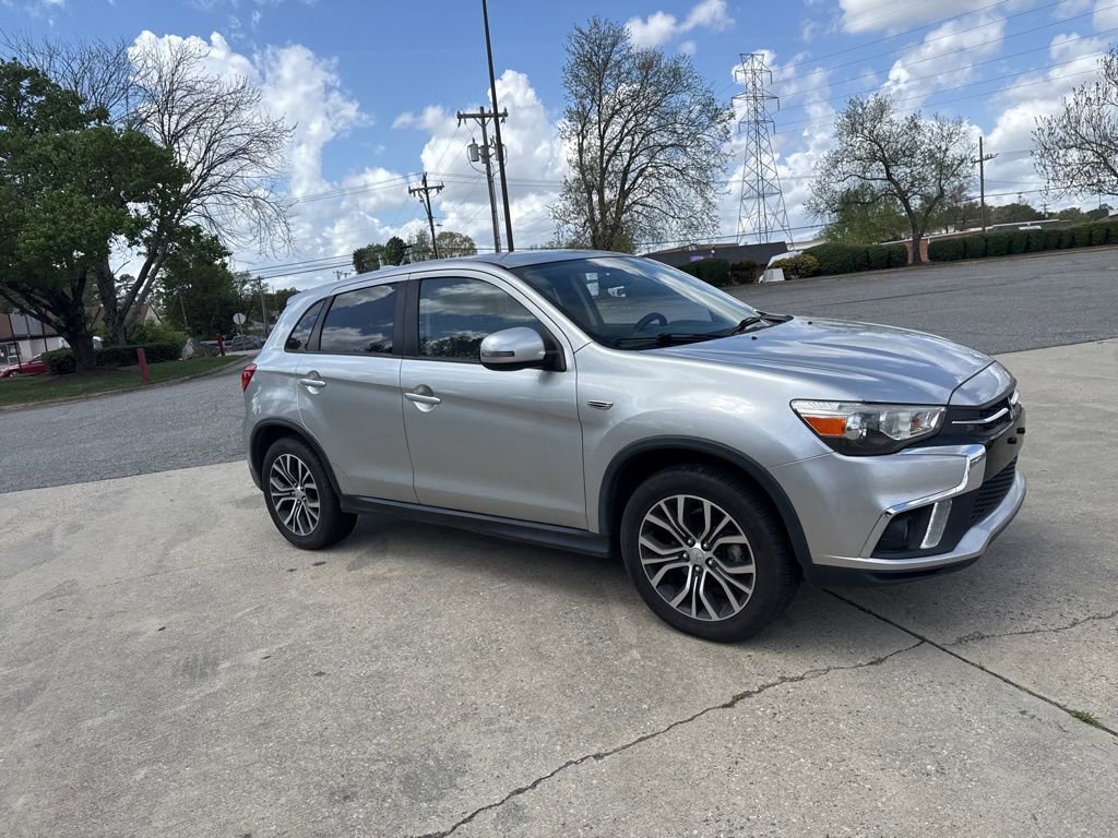 Used 2018 Mitsubishi Outlander Sport SE image 4
